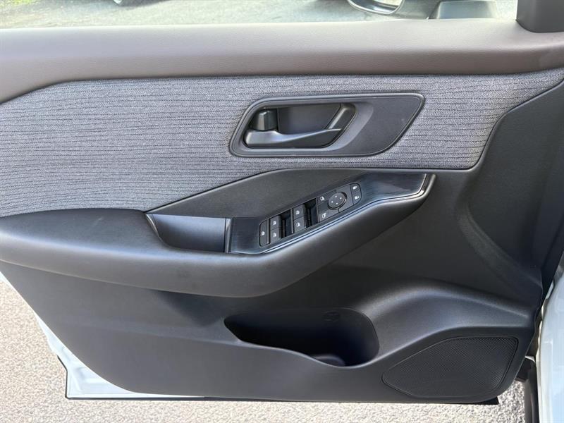 nissan Rogue 2023 - 28