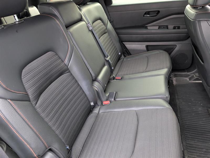 nissan Pathfinder 2023 - 21