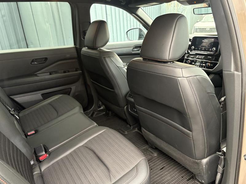 nissan Pathfinder 2023 - 36