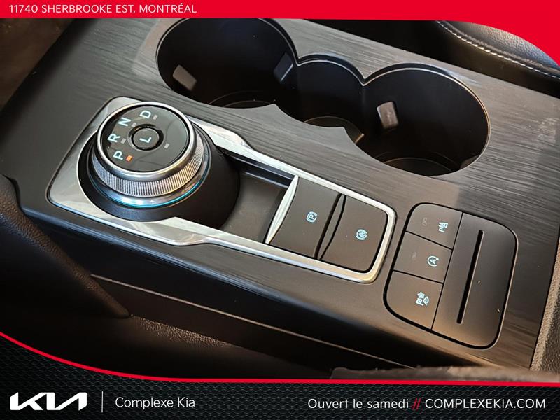 ford Escape 2022 - 18