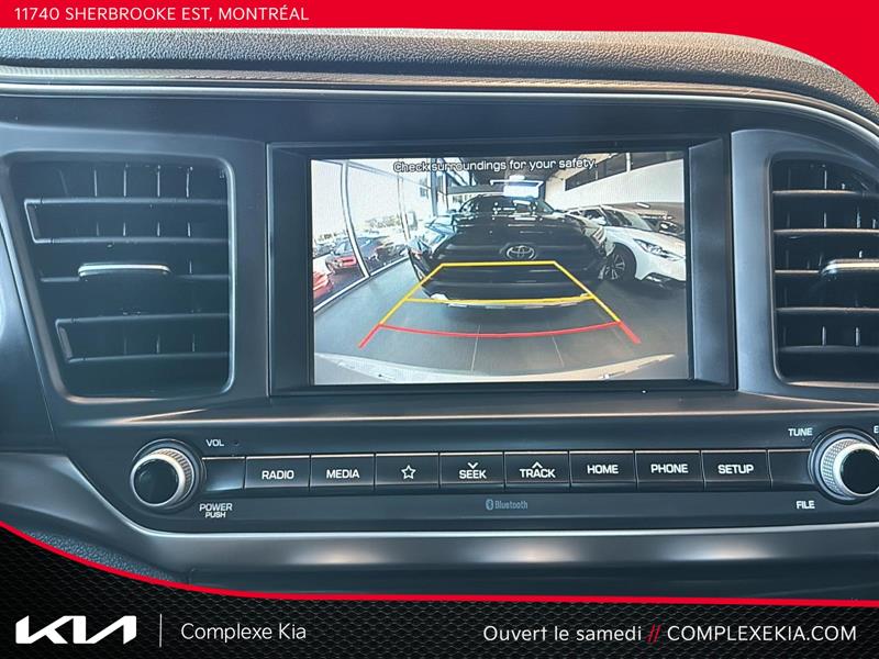 hyundai Elantra 2020 - 16