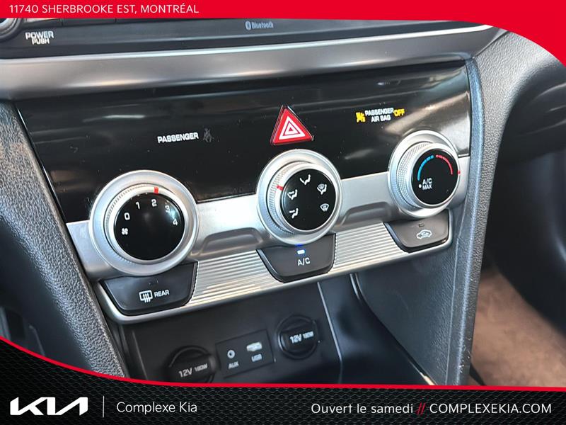 hyundai Elantra 2020 - 17