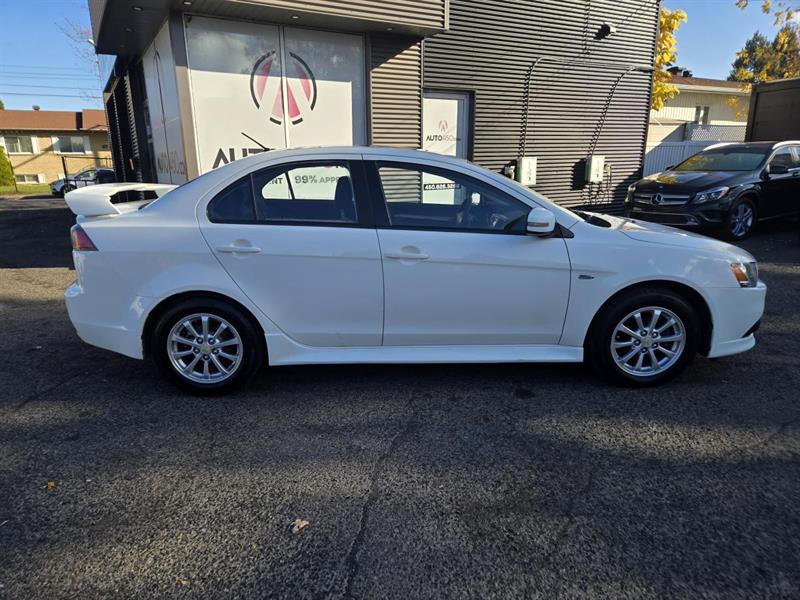 mitsubishi Lancer 2015 - 9