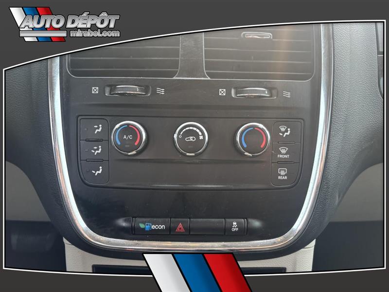 dodge Grand Caravan 2017 - 13