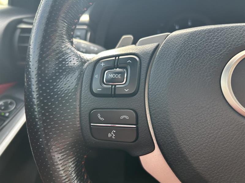 lexus IS 300 2020 - 20