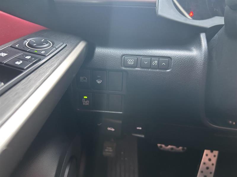 lexus IS 300 2020 - 21