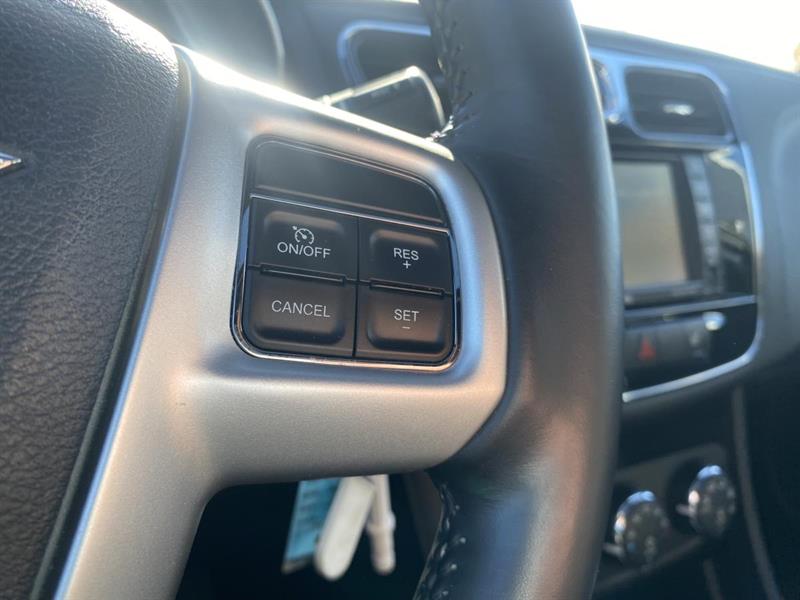 chrysler 200 2014 - 18