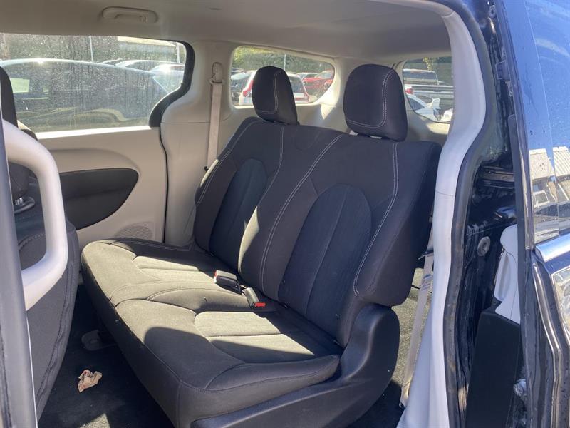 chrysler Grand Caravan 2021 - 12