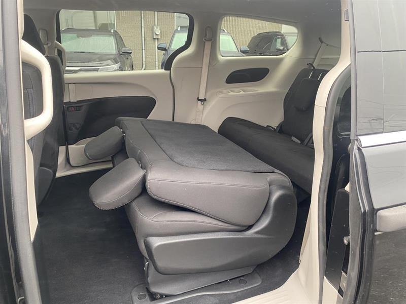 chrysler Grand Caravan 2021 - 13