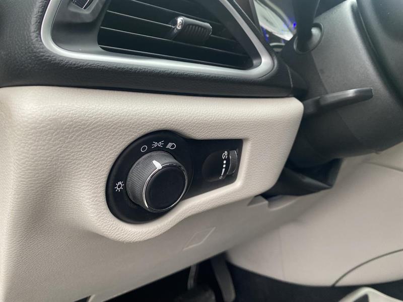 chrysler Grand Caravan 2021 - 16