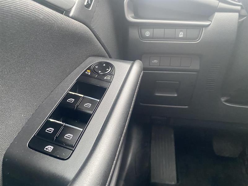 mazda Mazda3 2019 - 23