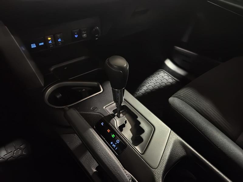 toyota RAV4 2018 - 16