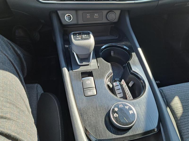 nissan Rogue 2022 - 12