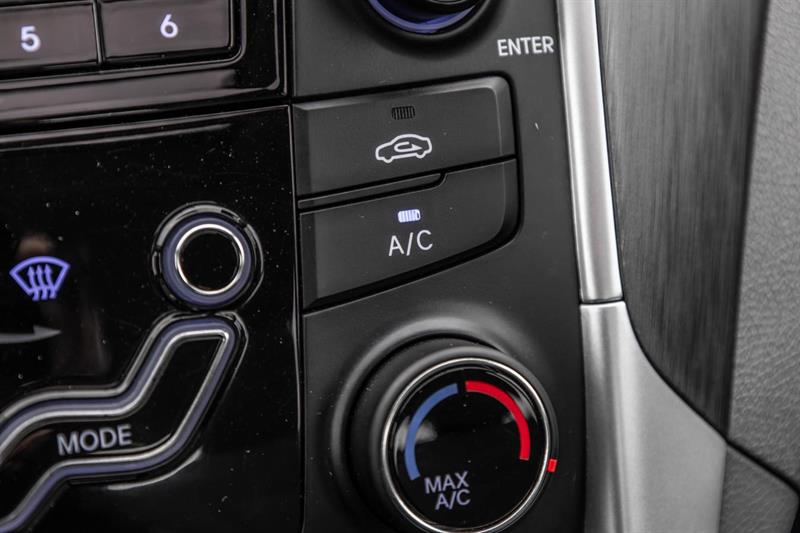 hyundai Sonata 2013 - 19