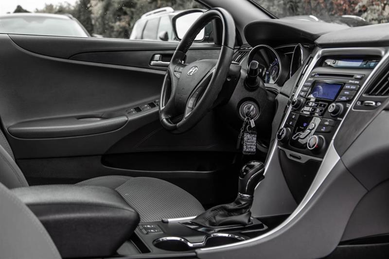 hyundai Sonata 2013 - 28