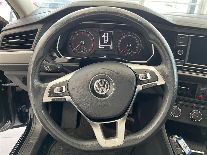volkswagen Jetta 2020 - 13