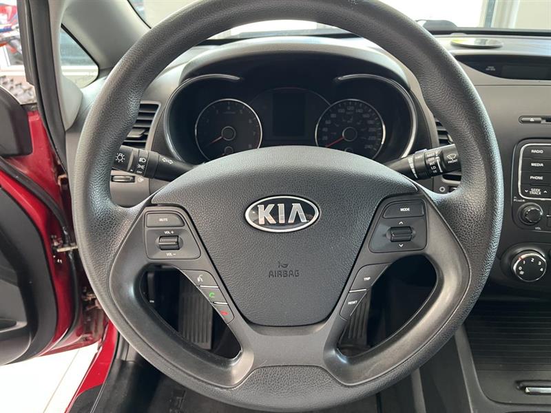 kia Forte 2016 - 12