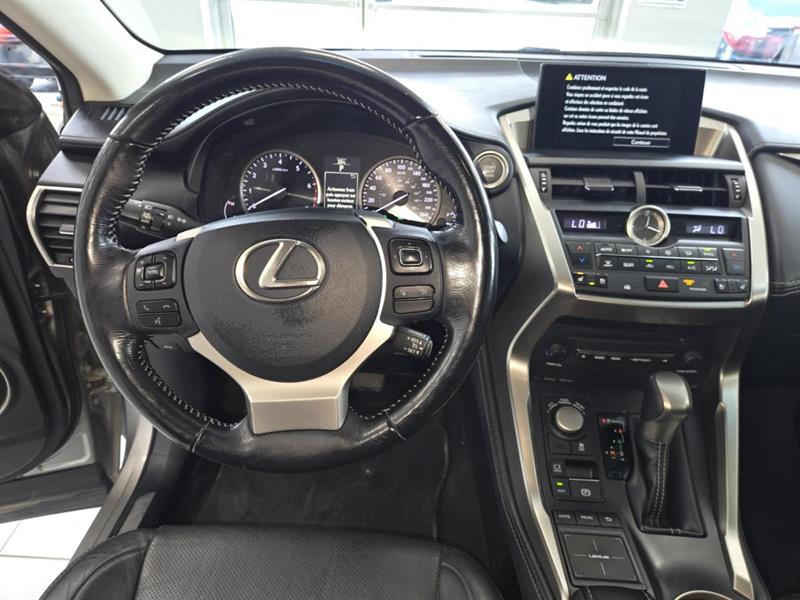 lexus NX 200t 2015 - 12