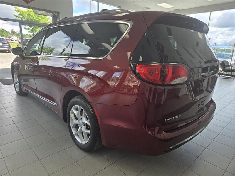 chrysler Pacifica 2018 - 4