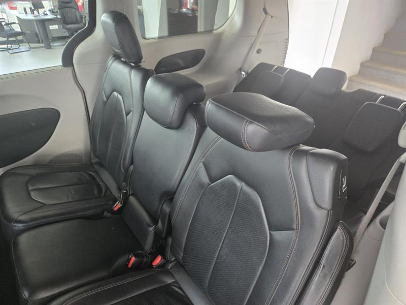 chrysler Pacifica 2018 - 10