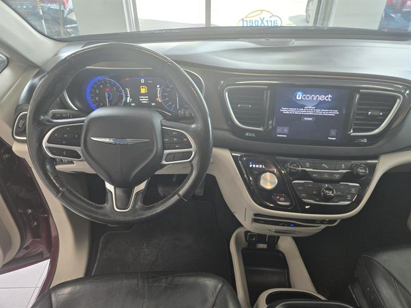 chrysler Pacifica 2018 - 11