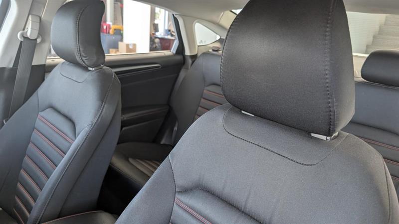 ford Fusion 2016 - 10