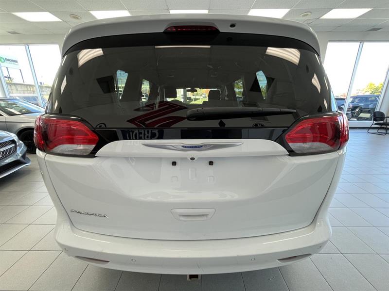chrysler Pacifica 2018 - 4