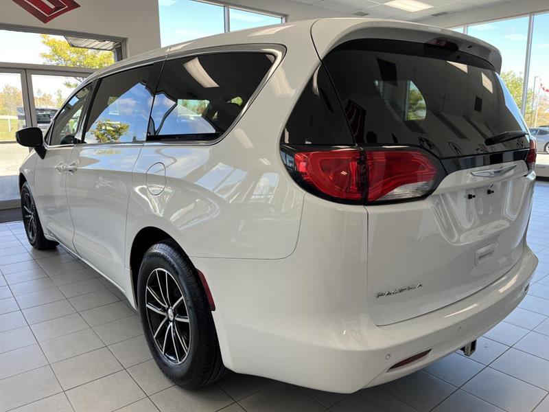 chrysler Pacifica 2018 - 7