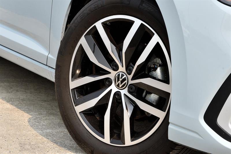 volkswagen Jetta 2025 - 2