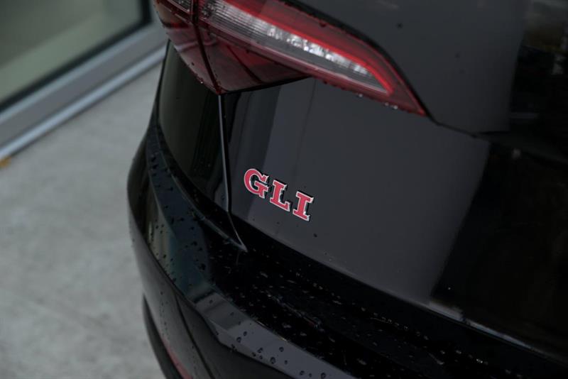 volkswagen Jetta 2021 - 8