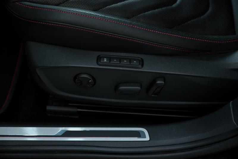 volkswagen Jetta GLI 2023 - 11