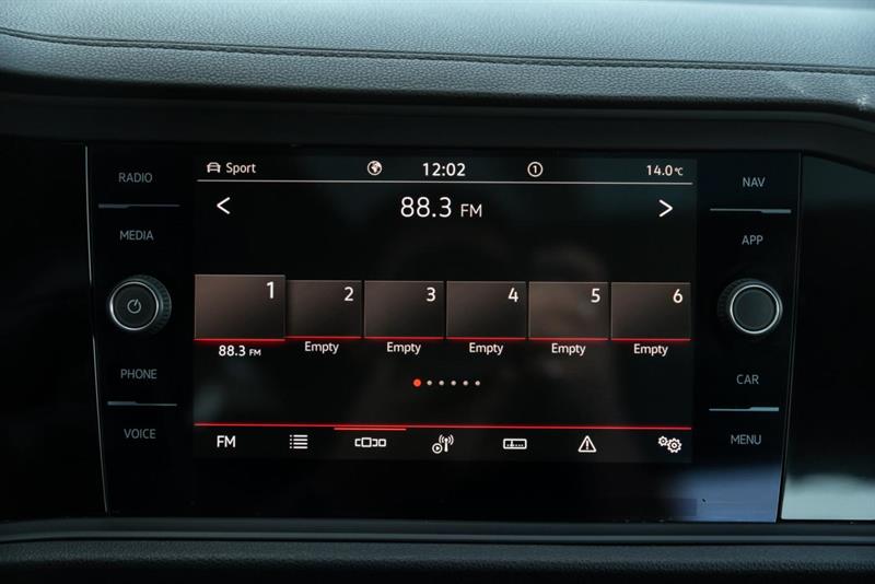 volkswagen Jetta GLI 2023 - 16