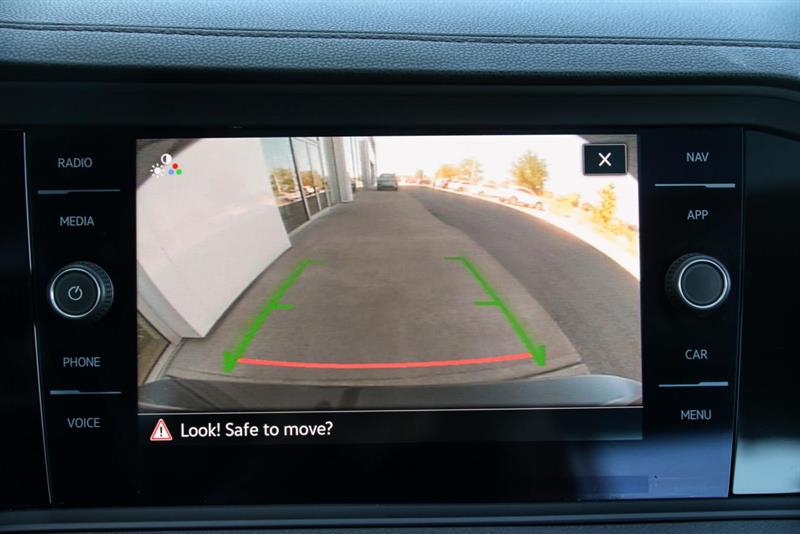 volkswagen Jetta GLI 2023 - 18