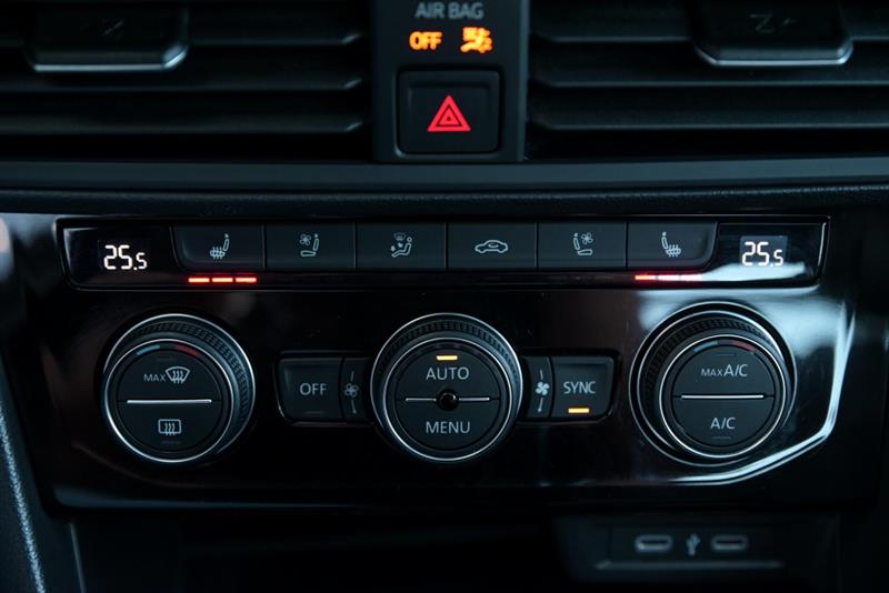volkswagen Jetta GLI 2023 - 19