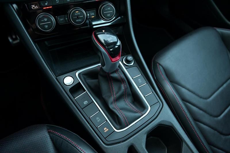 volkswagen Jetta GLI 2023 - 20