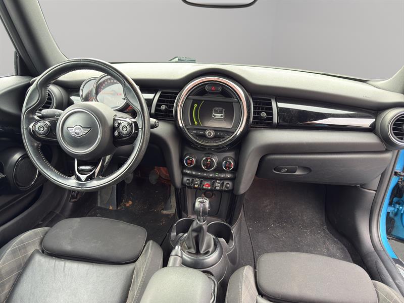 mini Cooper toit rigide 2017 - 10