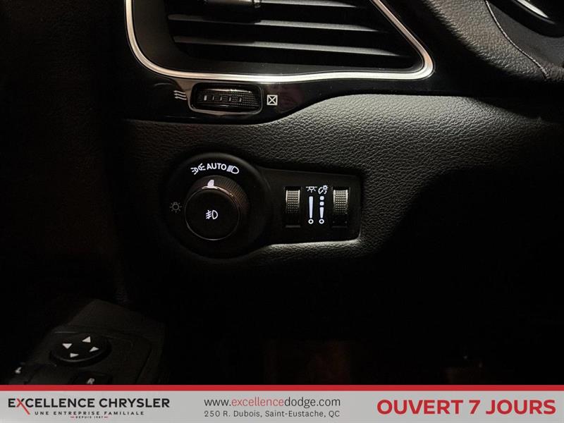 jeep Cherokee 2022 - 18