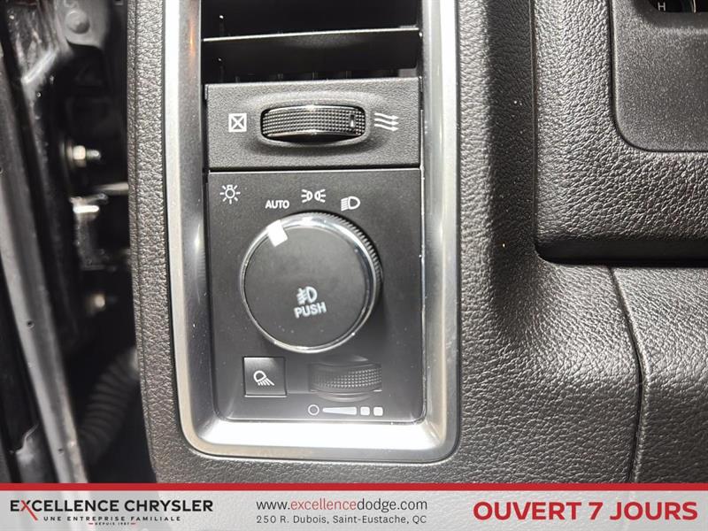 ram 1500 Classic 2022 - 17