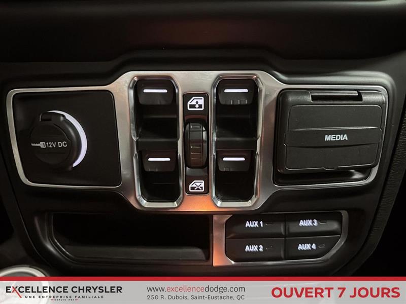 jeep Wrangler 2023 - 21