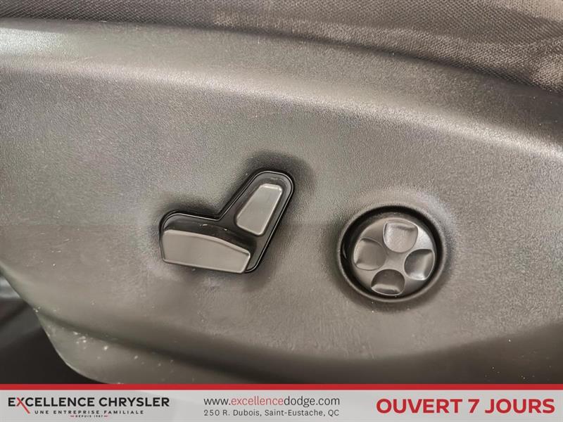 chrysler Grand Caravan 2022 - 14