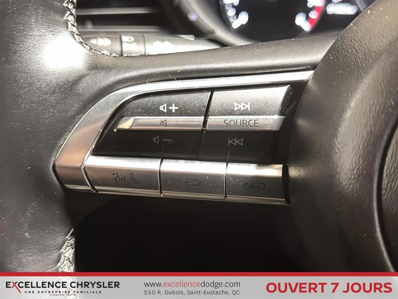 mazda CX-30 2022 - 17