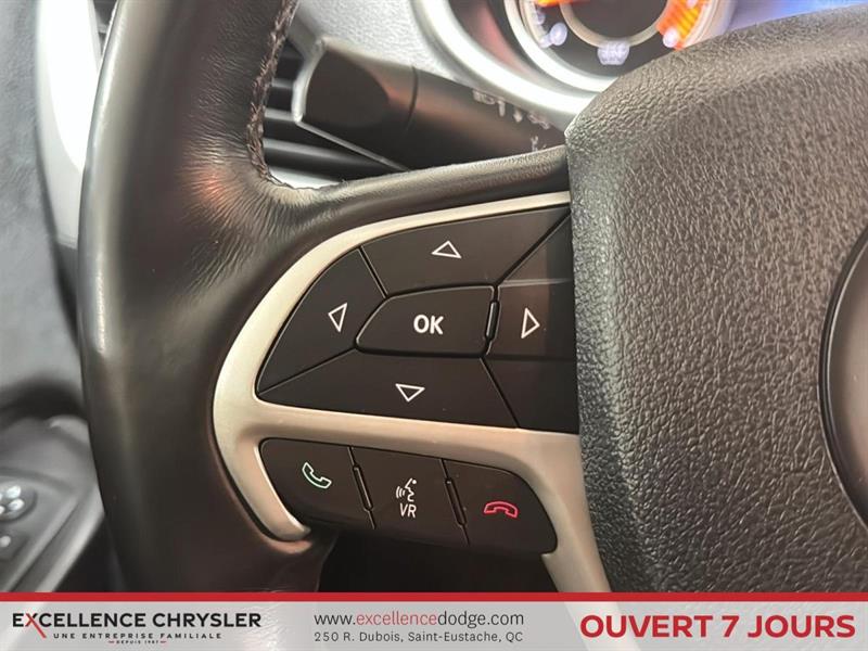 jeep Cherokee 2015 - 19