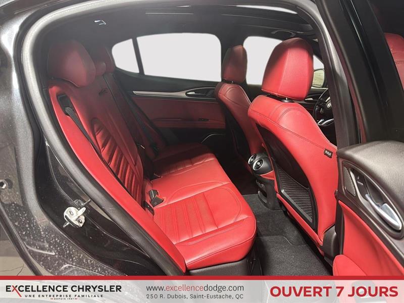 alfa romeo Stelvio 2021 - 8