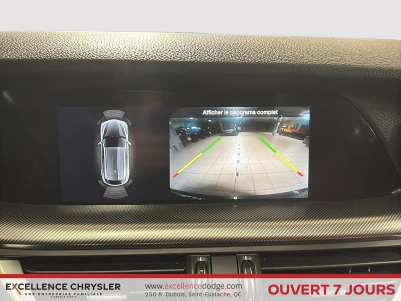 alfa romeo Stelvio 2021 - 27