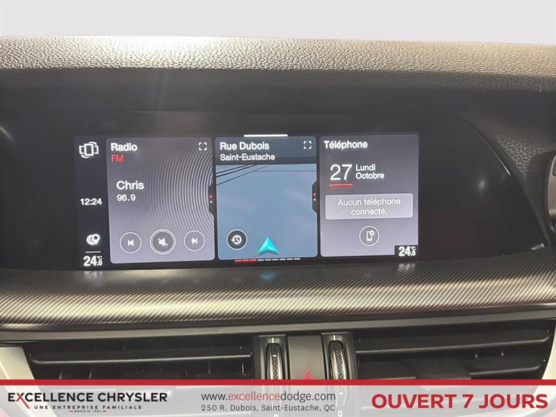 alfa romeo Stelvio 2021 - 29