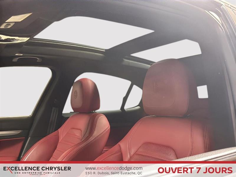 alfa romeo Stelvio 2021 - 30