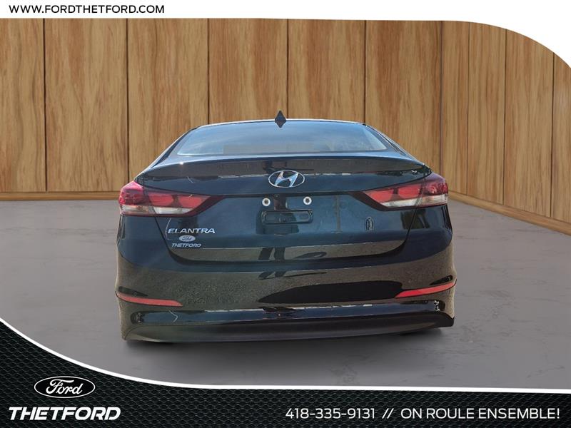hyundai Elantra 2018 - 3