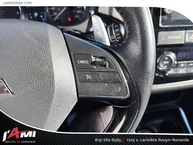 mitsubishi Outlander 2018 - 17