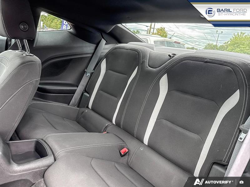 chevrolet Camaro 2018 - 23