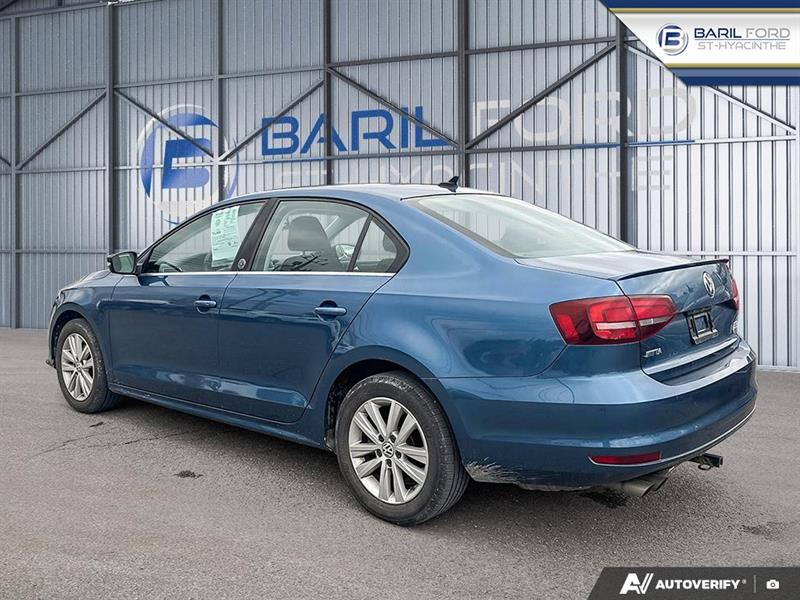 volkswagen Jetta 2017 - 4